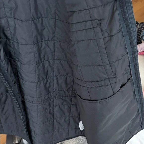 Nike Men's Black Quilted Shirt Jacket - Picture 8 of 9